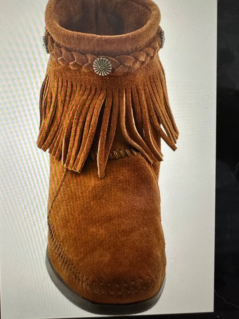 Minnetonka Fringe Bootie NWOT - Picture 2 of 11